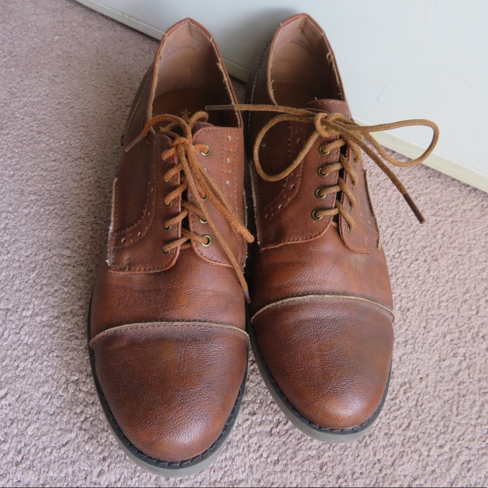 Crown Vintage Brown Oxfords